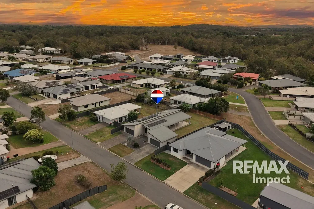 Mareeba 5Kwarto Massive Outdoor Living Meets Family Comfort