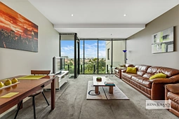 902A/582 ST KILDA ROAD, Melbourne