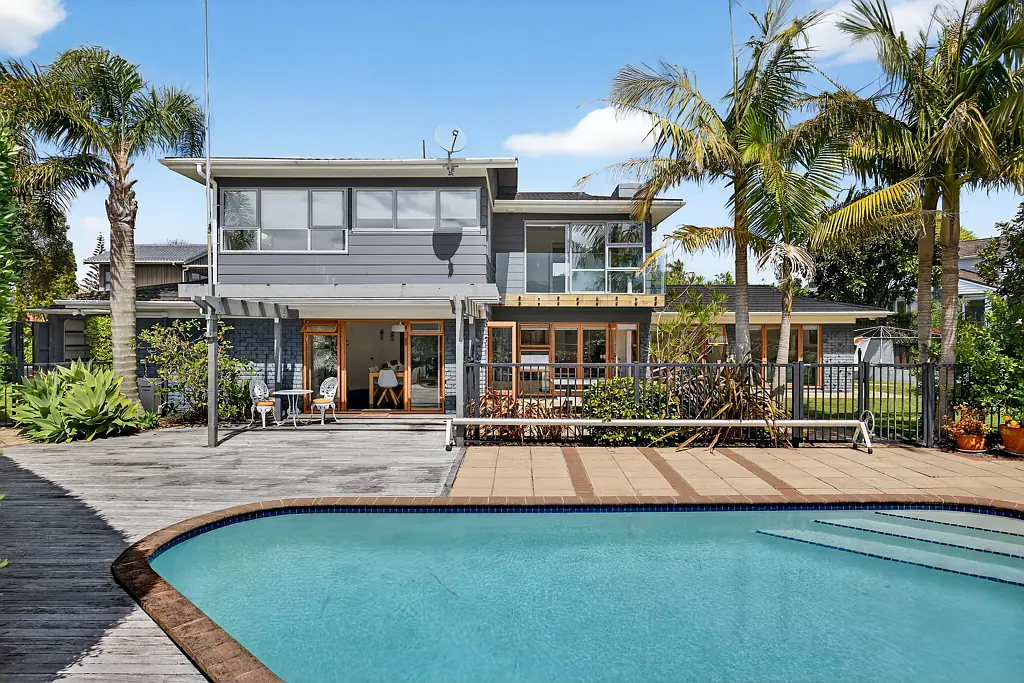 14 Davita Place, Farm Cove, Manukau City, Auckland