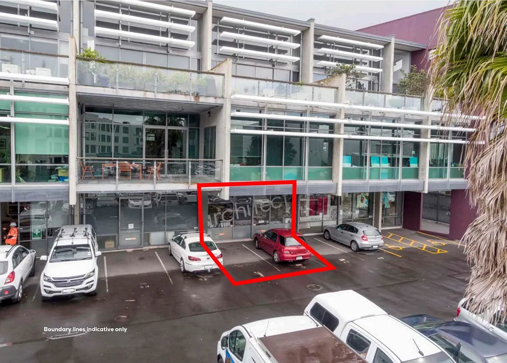 Mount Eden HEAVILY DISCOUNTED SHOWROOM, OFFICE, OR RETAIL