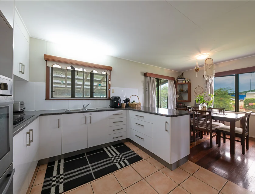 7 Pepper Street, Proserpine, QLD 4800, 3 कमरे, 1 बाथरूम, House