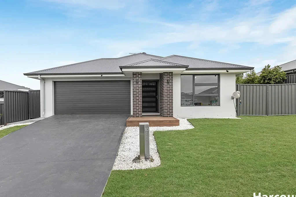 10 Troon Avenue, Heddon Greta, NSW 2321