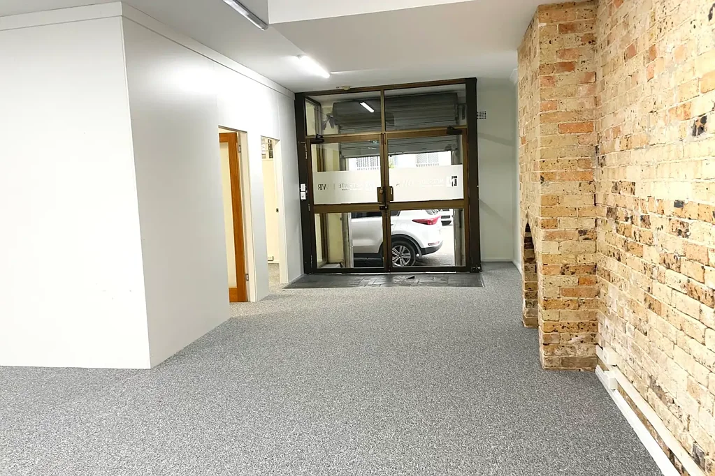 Spacious 2 bedrooms on a quite street