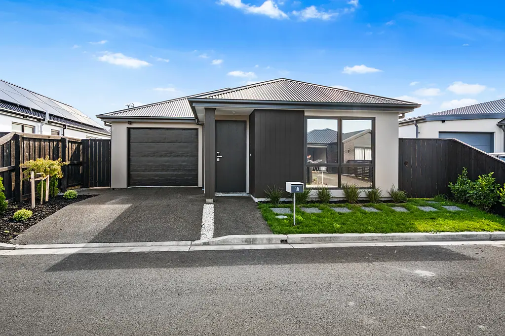 10 Clontarf Lane, Belfast, Christchurch, Canterbury