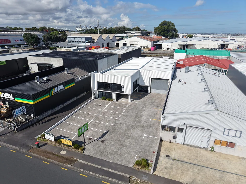 Penrose Superb Station Road opportunity
