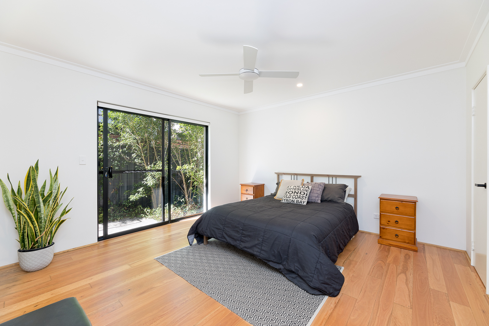 UNIT 3 38 MELROSE ST, LEEDERVILLE WA 6007, 0 phòng ngủ, 0 phòng tắm, Townhouse