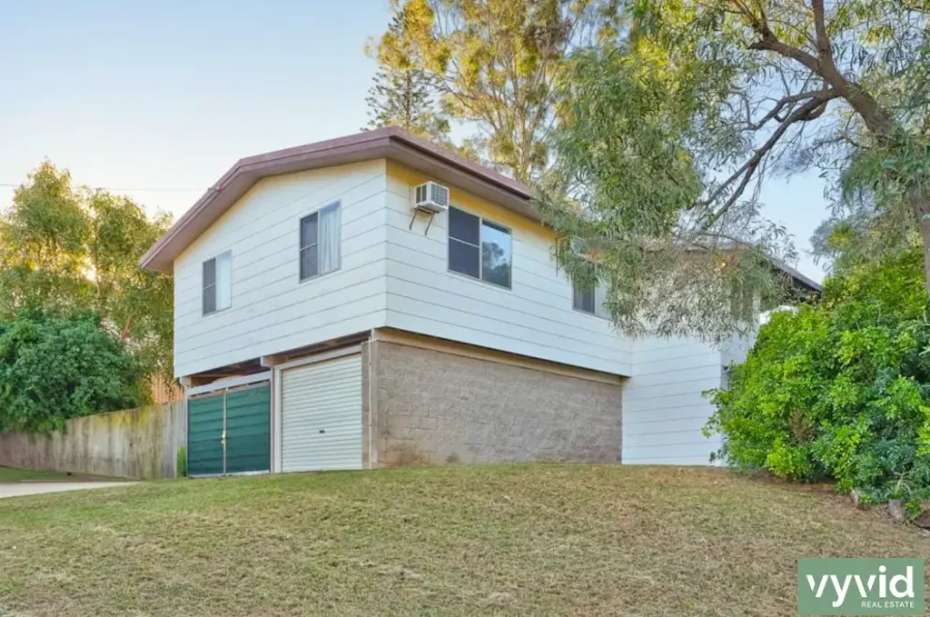 Family Living in a Prime Gladstone Location