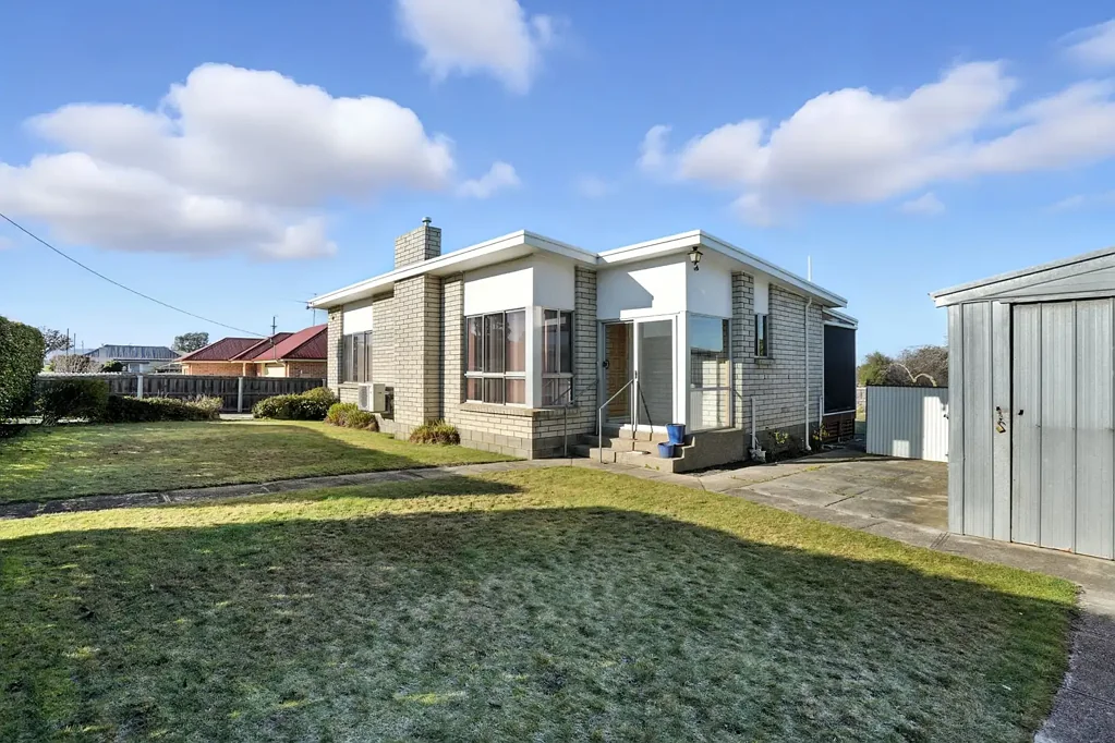 11 Queen Street, Campbell Town, TAS 7210