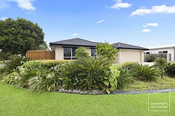 24 Griffin Crescent, Caloundra West