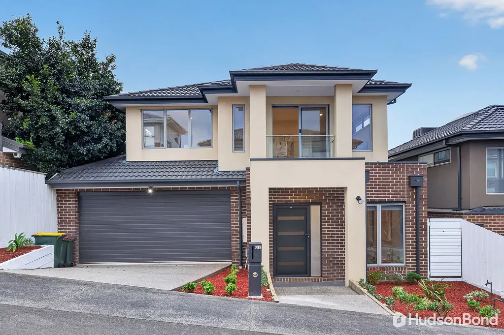 Doncaster East 5房 现代优雅与家庭舒适的完美结合 Where Contemporary Elegance Meets Family Comfort