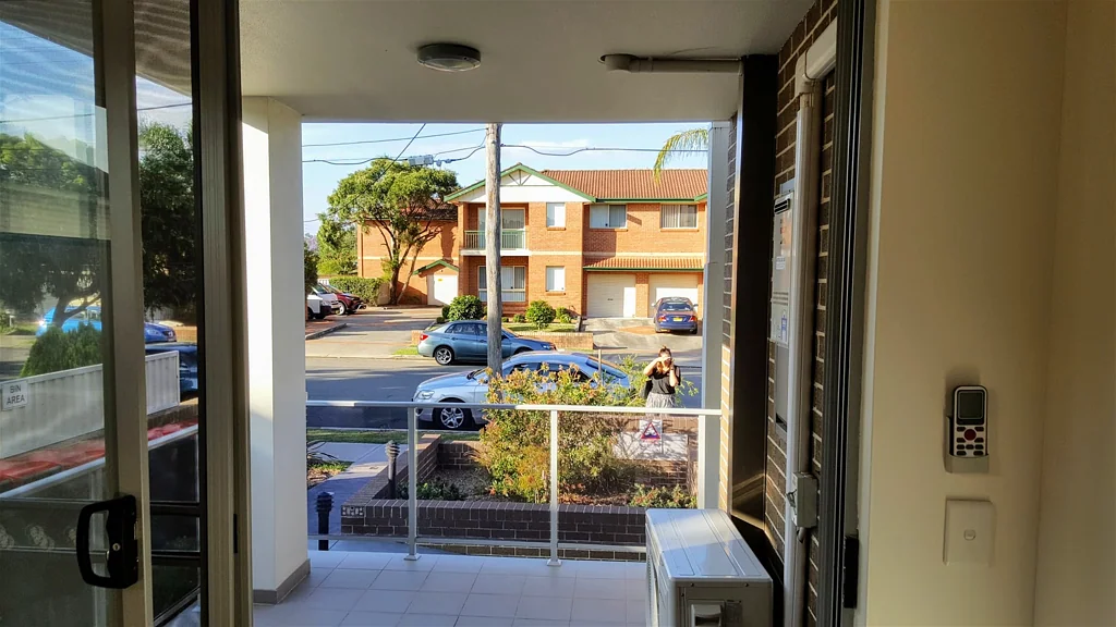 Close to station, with no water charge, quiet street