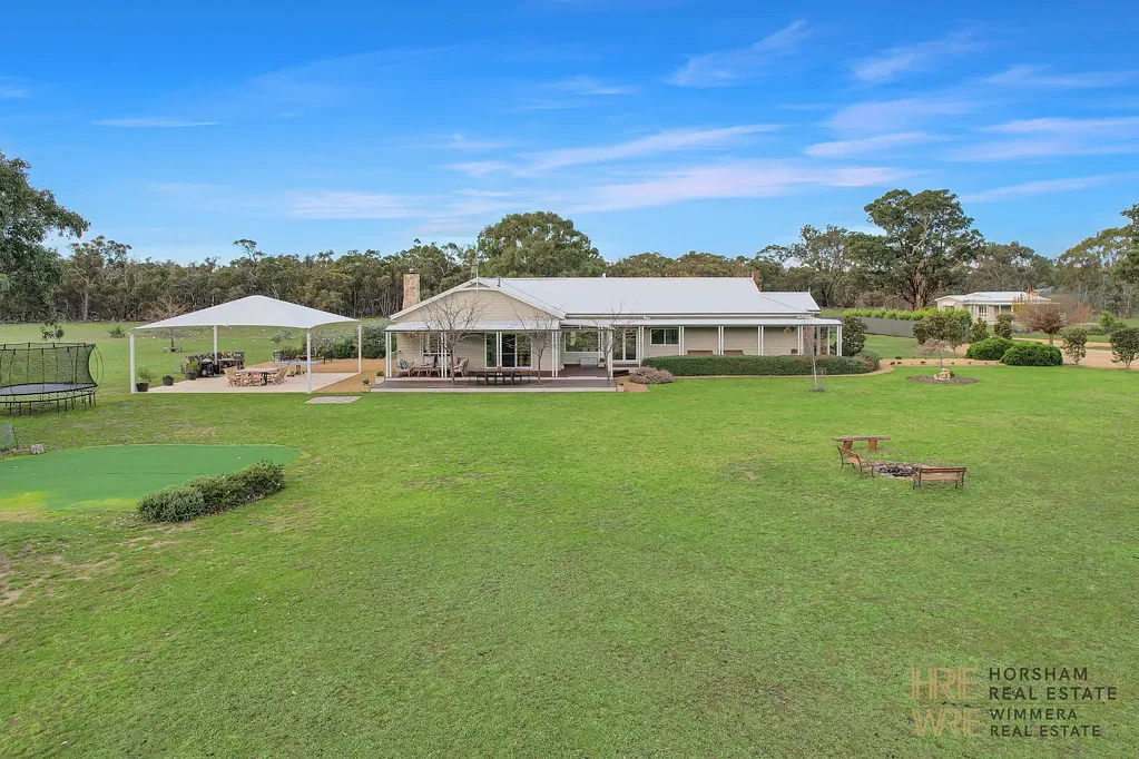 Halls Gap 8غرفة نوم Business For Sale:   Eagle Wings Rise - Luxury Accomodation