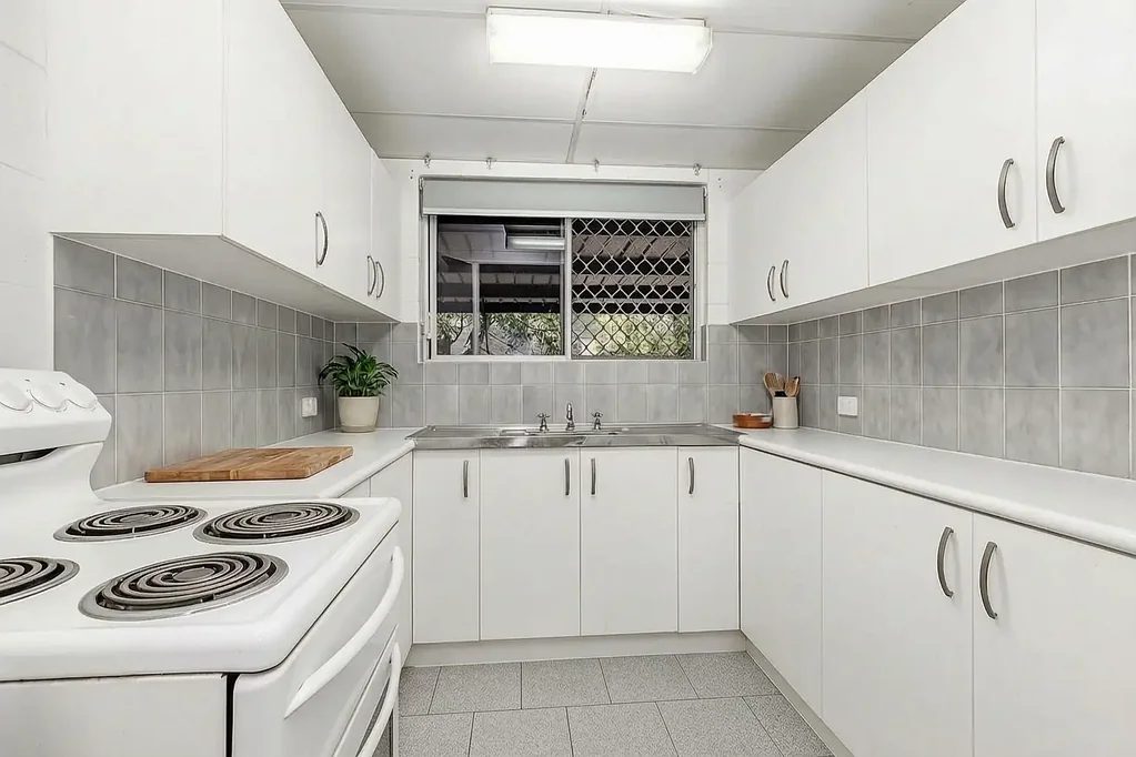 2/2 Isley Street, North Ward, QLD 4810
