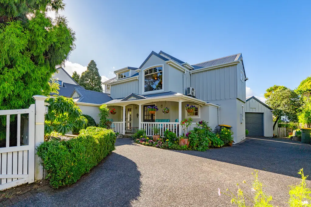 1032 Scenic Drive North, Swanson, Waitakere City, Auckland