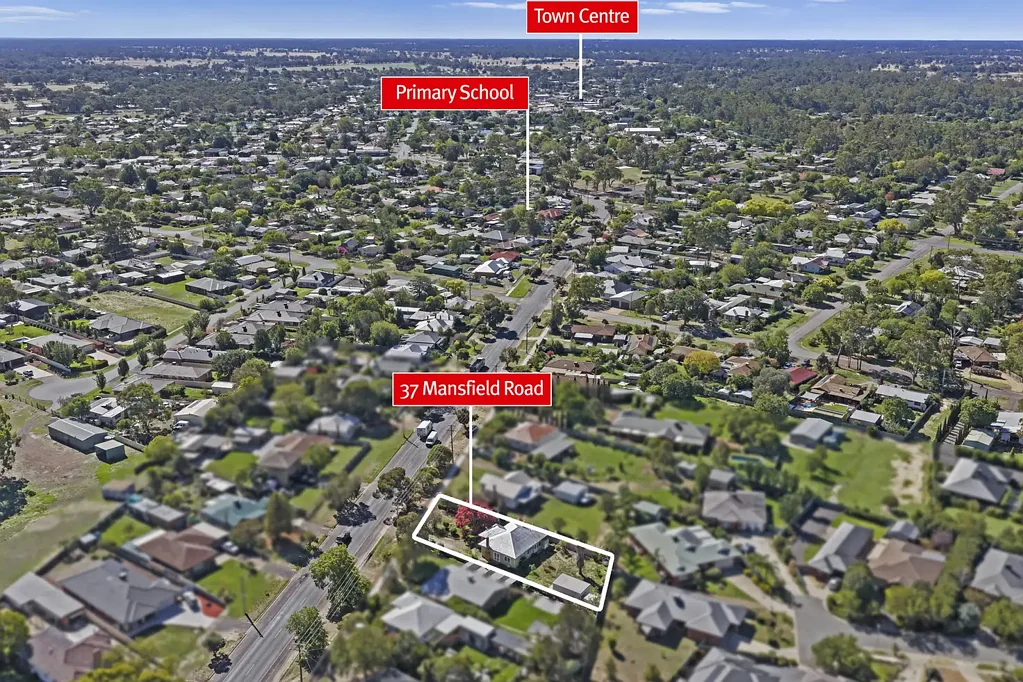 Euroa 2房  Classic Two-Bedroom Home on a Generous Allotment
