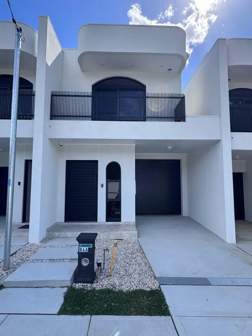 STEP INTO LUXURY - BRAND NEW DUPLEX FOR RENT