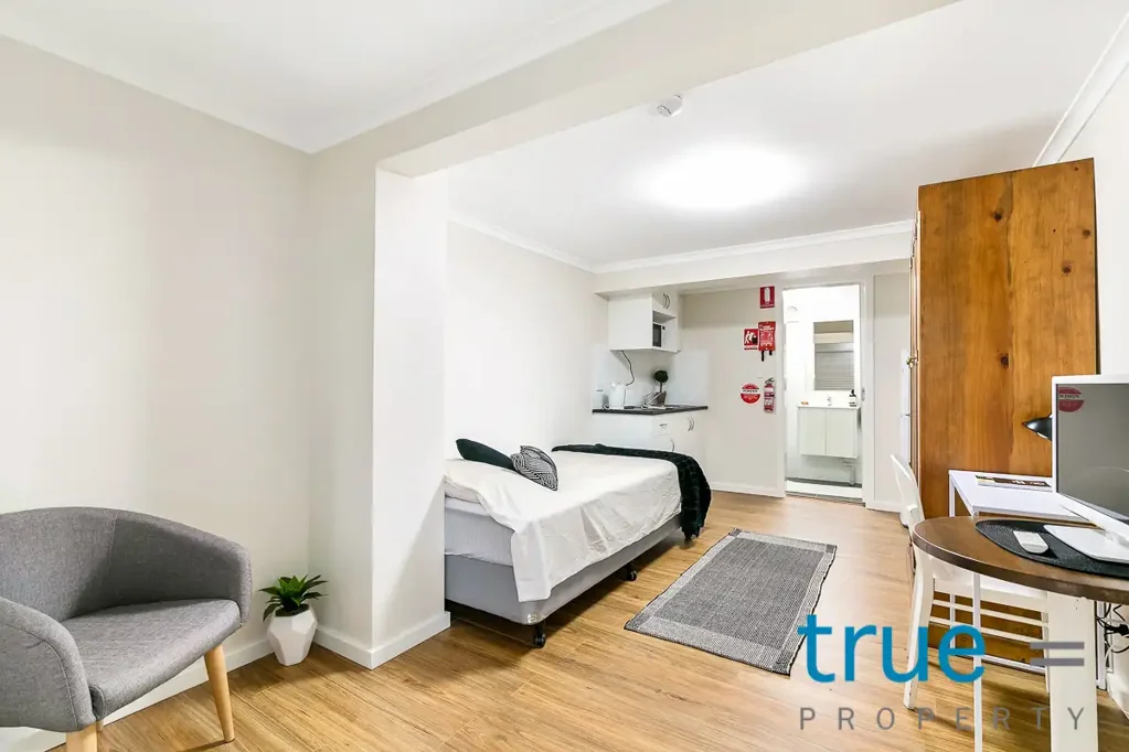 FULLY FURNISHED STUDIO APARTMENT
