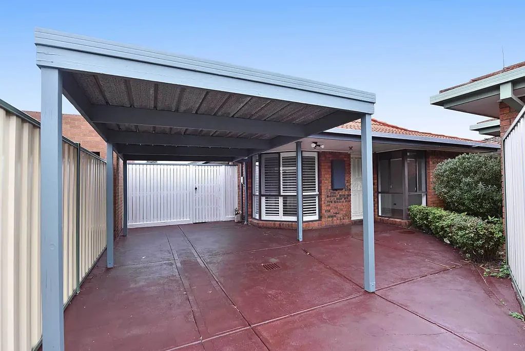 Low-Maintenance Living with Outdoor Entertaining in Tullamarine