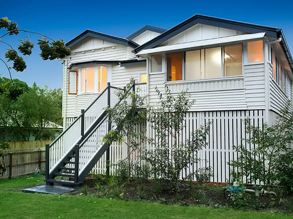 Inner-City Living with Queenslander Charm