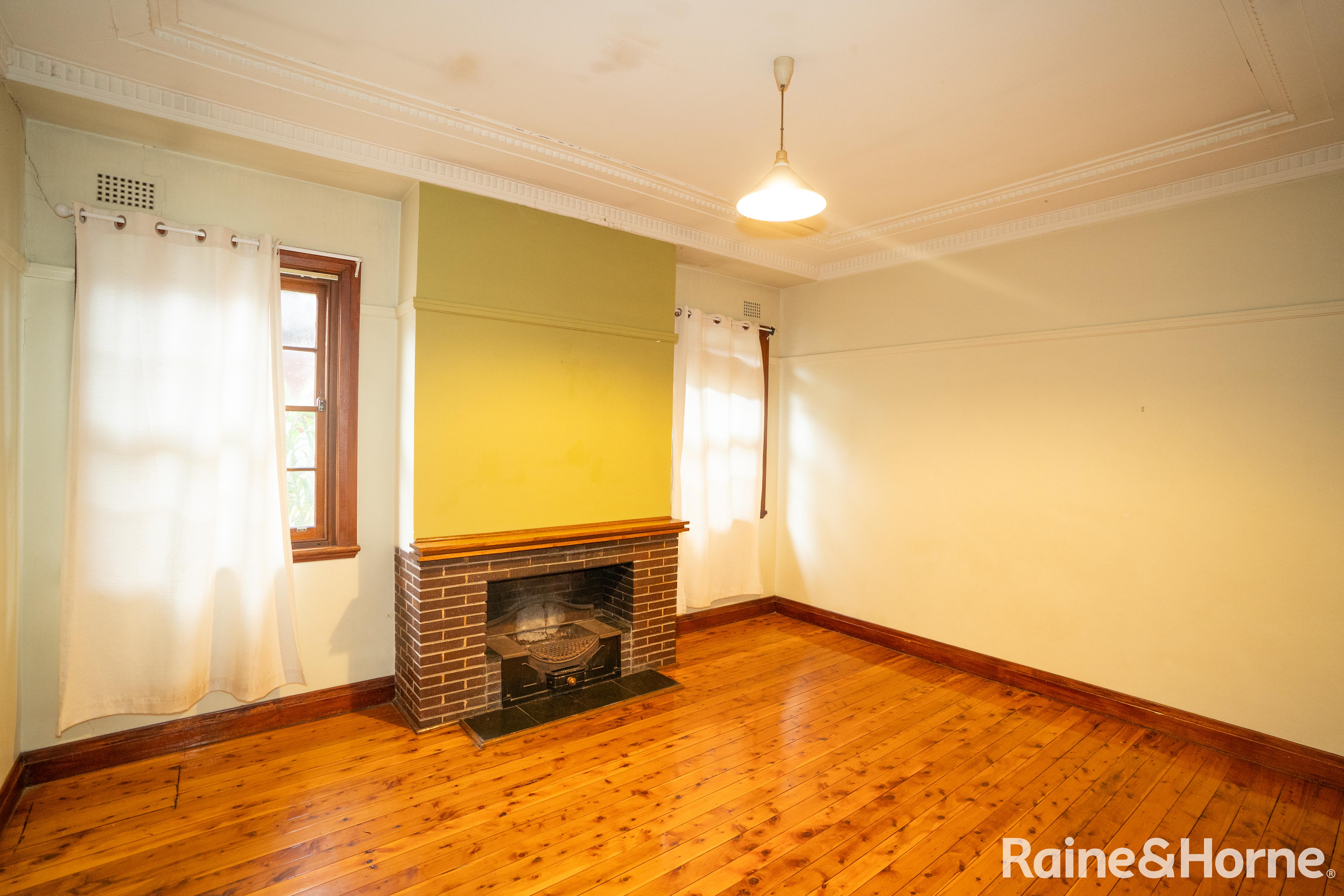 6 FOXBOROUGH AV, WAGGA WAGGA NSW 2650, 0 غرف, 0 حمامات, House