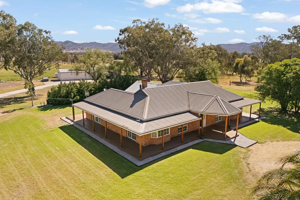 Mudgee 4房  Superb Lifestyle Property in Prestigious Location