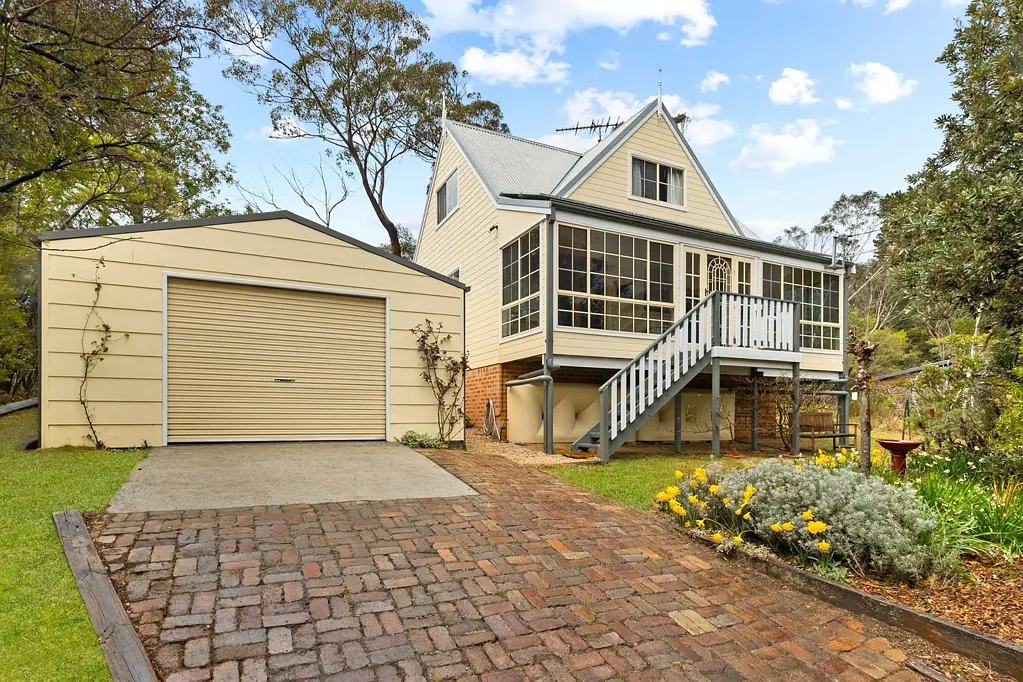 9 Second Street, Blackheath, NSW 2785