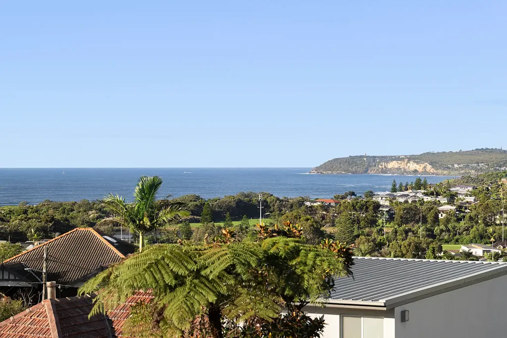 North Curl Curl 3 Bedroom Elevated brick beauty with pool and panoramic vistas