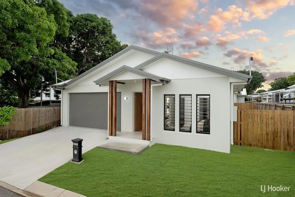 4 Greenslade Street, West End, QLD 4810