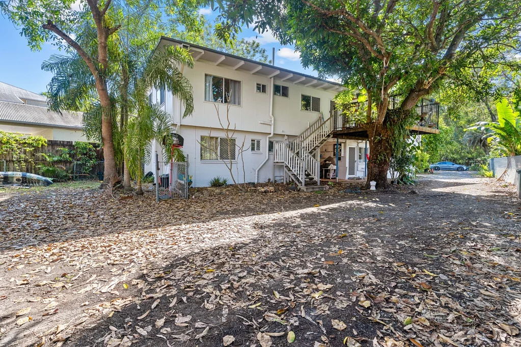 27 Atherton Street, Yorkeys Knob, QLD 4878