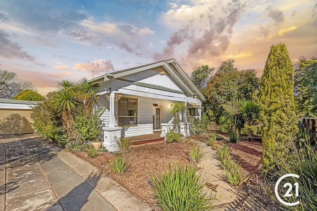 Echuca 2 Bedroom Prime Development Opportunity in Coveted East Echuca Location