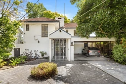 191 Belmore Road, Balwyn North