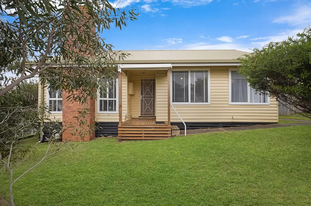 Warrnambool 2कमरा Spacious Block with Endless Potential
