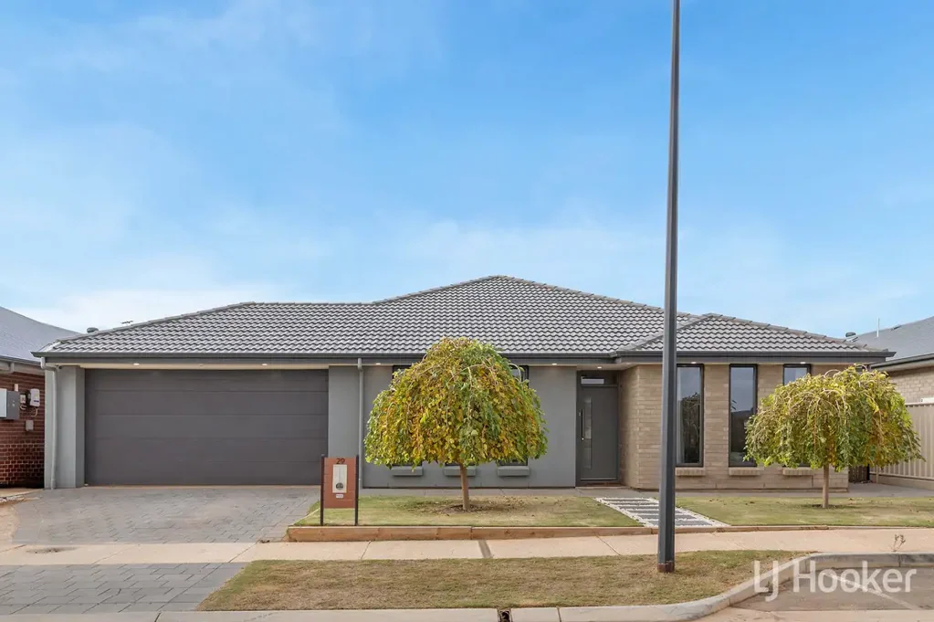 Angle Vale 4Zimmer Modern Family Home in Prime Location Opposite Scenic Reserve