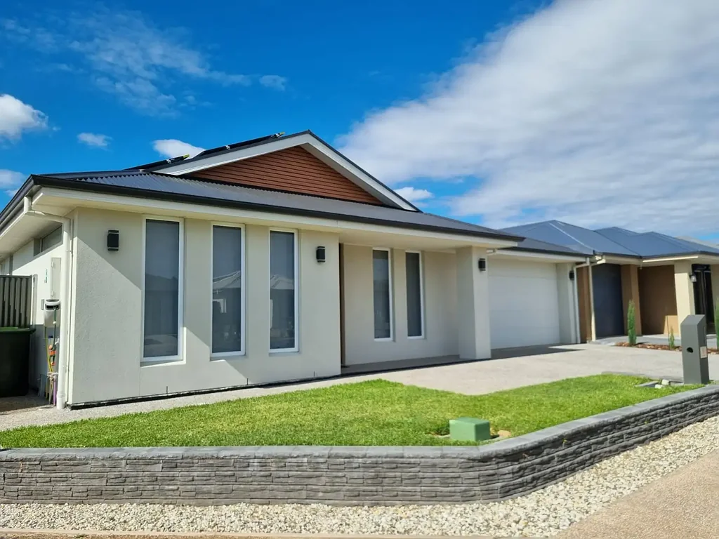 Port Noarlunga South 4Zimmer Your Dream Luxury Home - No Waiting!