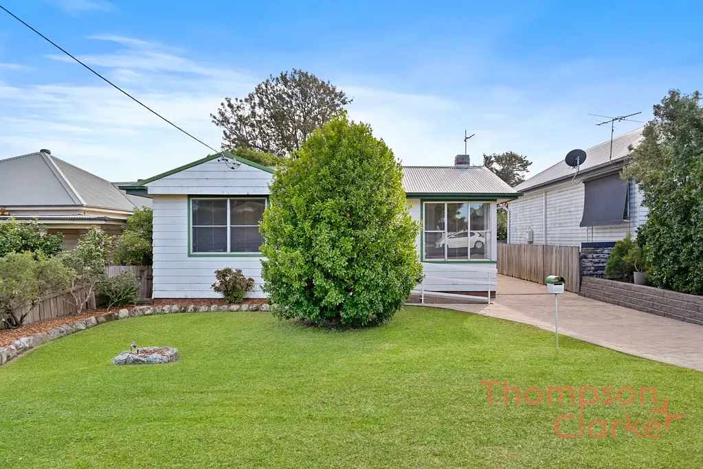 11 First Avenue, Rutherford, NSW 2320