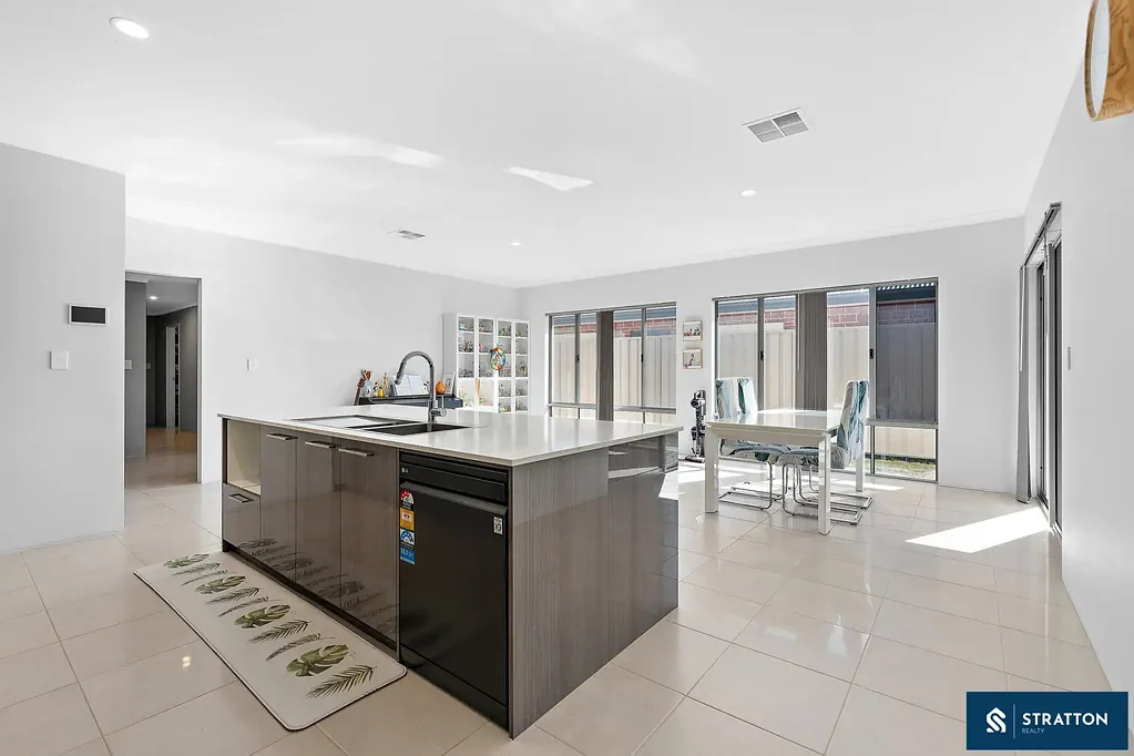 13 Margaret Street, Gosnells, WA 6110