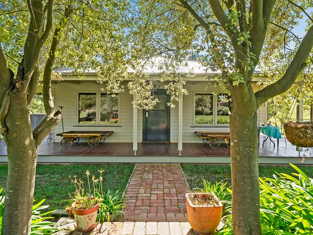 Goughs Bay 3 Bedroom 29 acres with creek frontage and a lovely light filled home