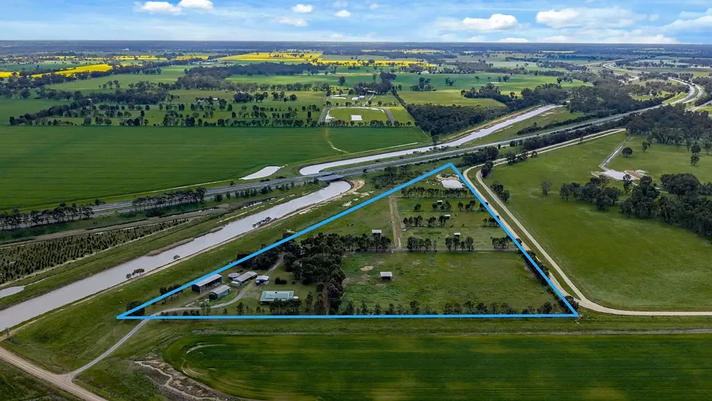 Wahring  Equine Property "Alderbaran Park" Managers Property - 15 Acres