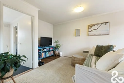 2/57 Pender Street, Thornbury