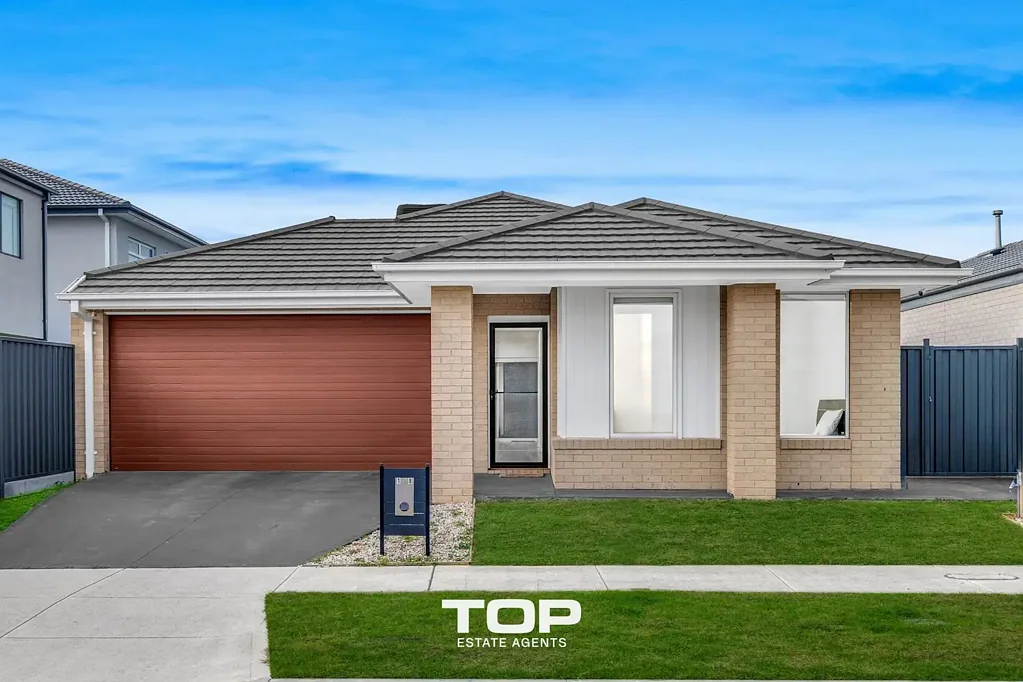 18 Cinema Street, Clyde North, VIC 3978
