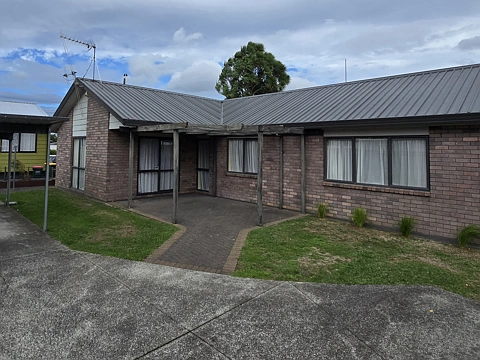 Hillcrest 4房  Hillcrest School Zoned!