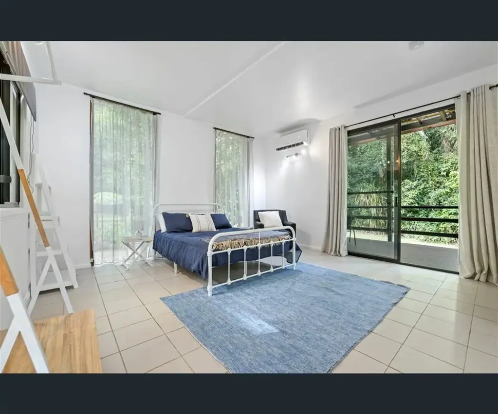 FURNISHED STUDIO GRANNY FLAT - RAINFOREST RETREAT