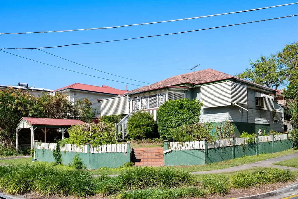 80 Denman Street, Greenslopes, QLD 4120