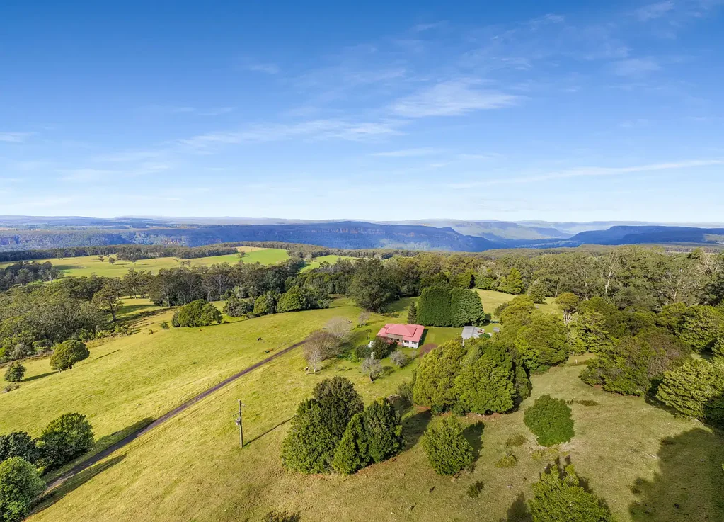 Robertson  Robertson's Ultimate Rural Sanctuary