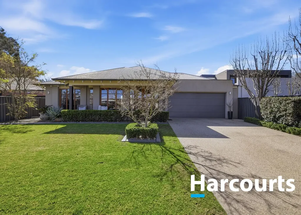 Wangaratta 4Kwarto Executive Family Living with Uninterrupted Rural Views