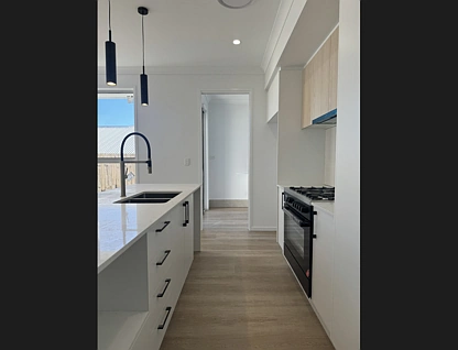 4 Ivanhoe Street, Spring Mountain, Brisbane - Southern Region, 4 कमरे, 2 बाथरूम, House