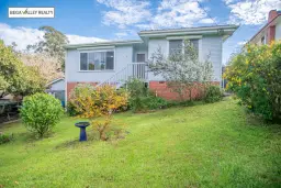 7 DANDAR RD, Bega