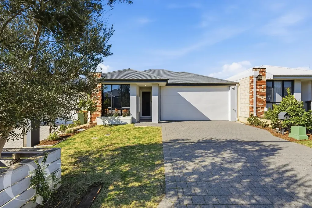 Hammond Park 4Kwarto Modern, Economical, Thriving Location