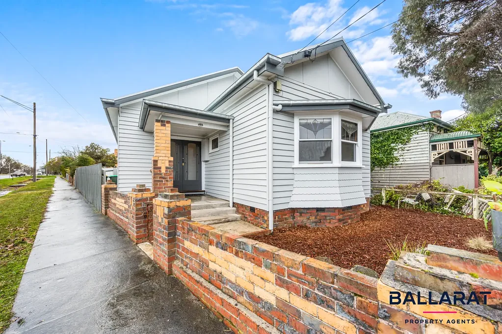 Spacious Two Bedroom Home Within Walking Distance of CBD
