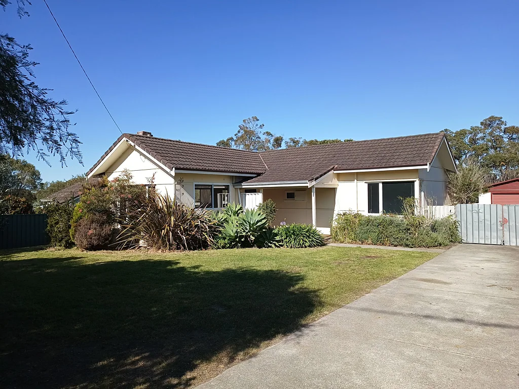 51 Deane Street, Mount Barker, WA 6324